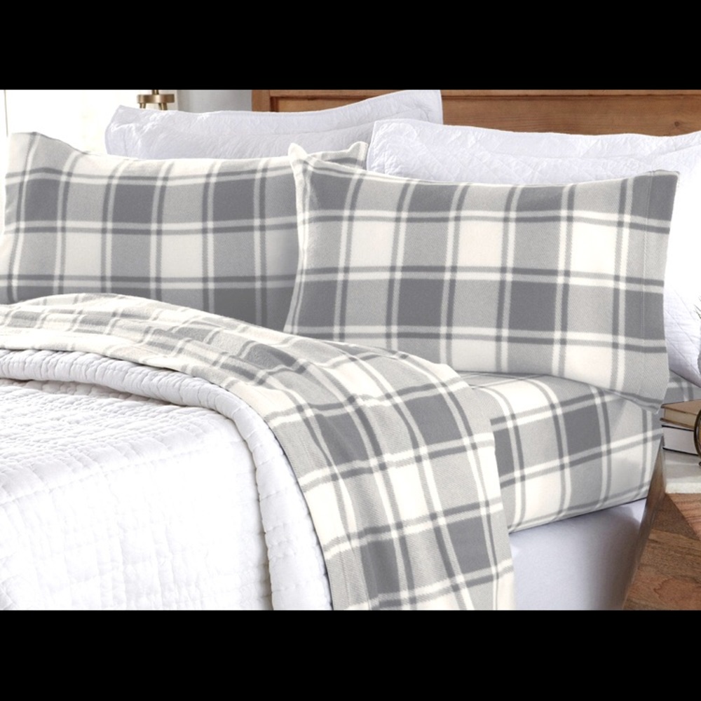 Great Bay fleece sheets